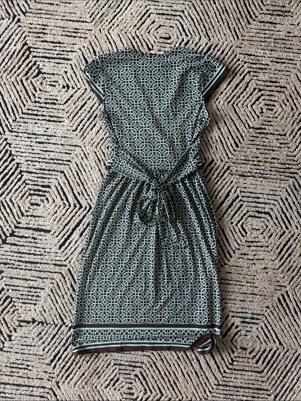 Geometric Mint & Brown V-Neck Dress - Picture 7 of 7